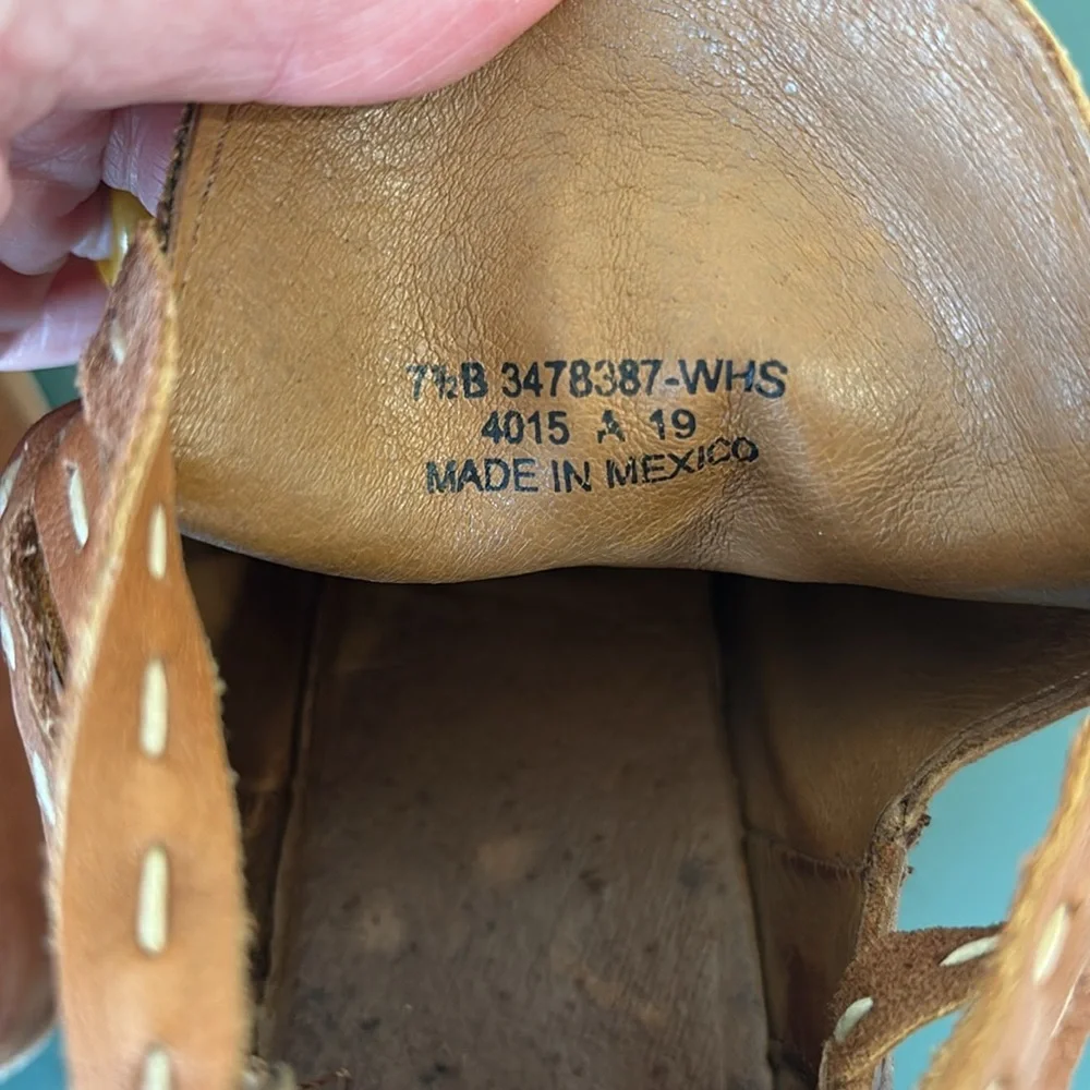 Women's Frye Naomi Picklestitch Shootie Ankle Bootie in Brown Leather. Size 7.5